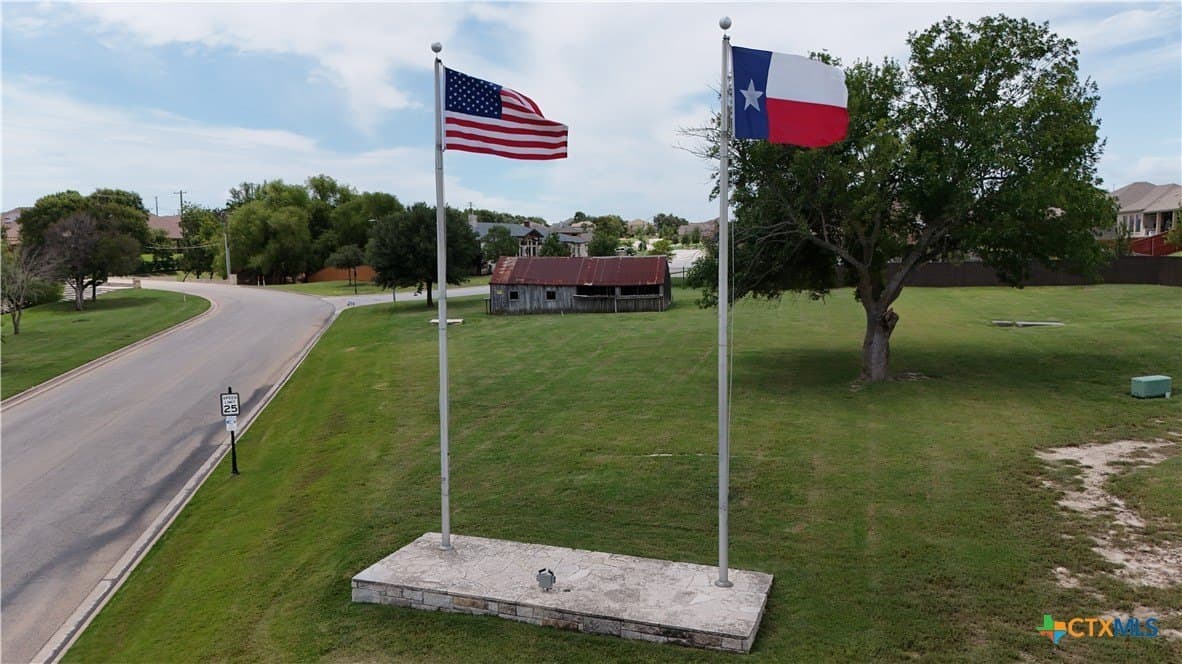 0.39 acres in Bell County - photo 8