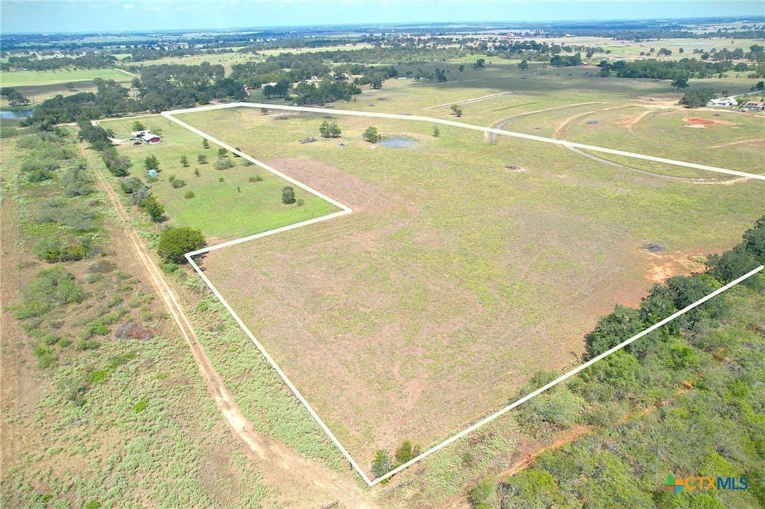 16 acres in Milam County - photo 6