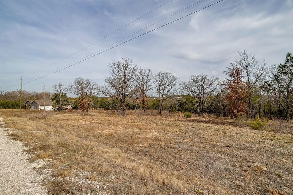 1.07 acres in Somervell County - photo 16