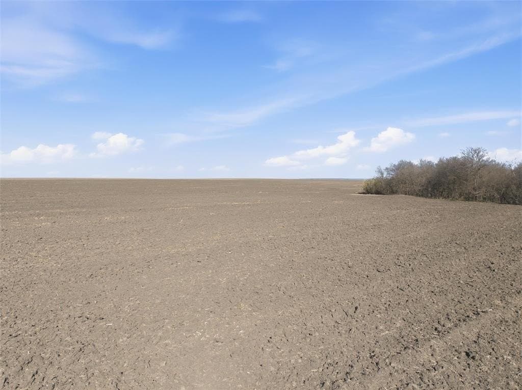 22.08 acres in Hill County - photo 7