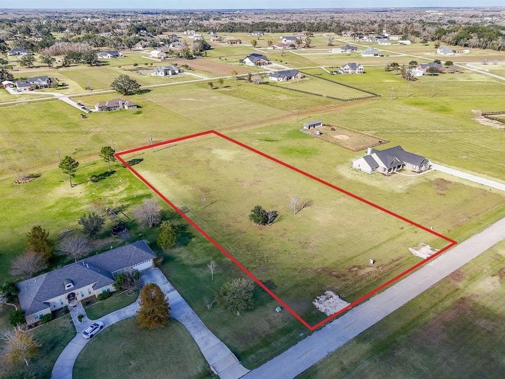 2 acres in Brazoria County - photo 4