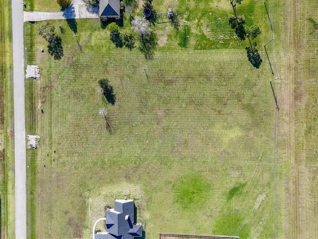 2 acres in Brazoria County - photo 13