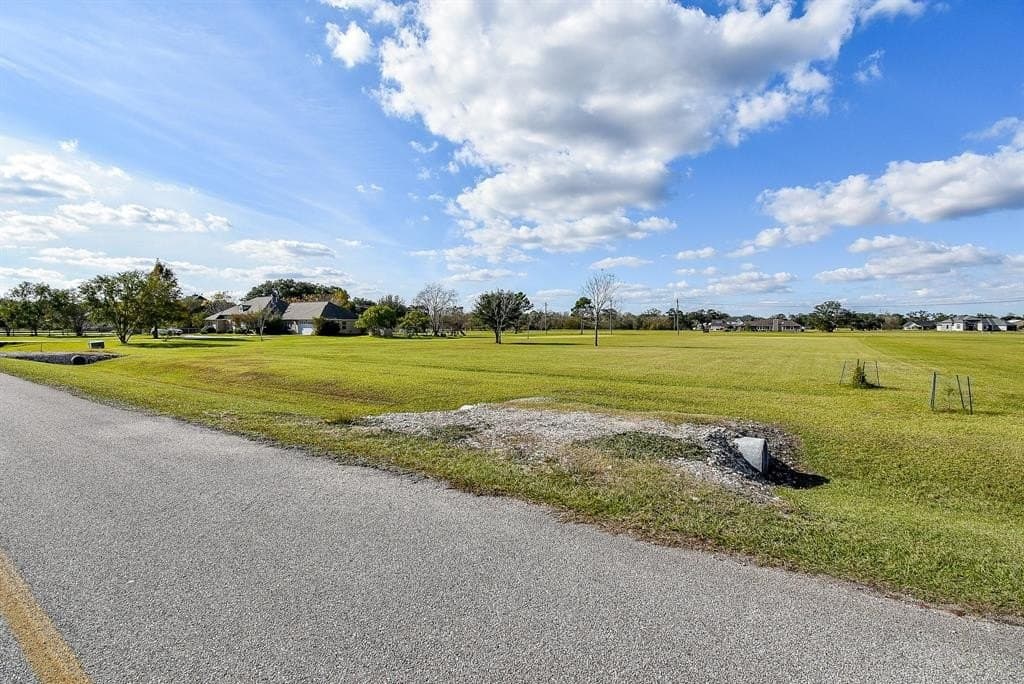 2 acres in Brazoria County - photo 6