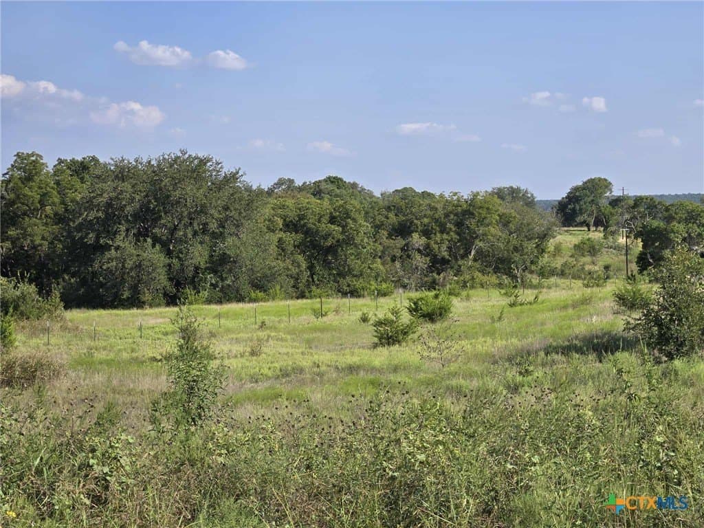 Big Bend Drive lot: 200
