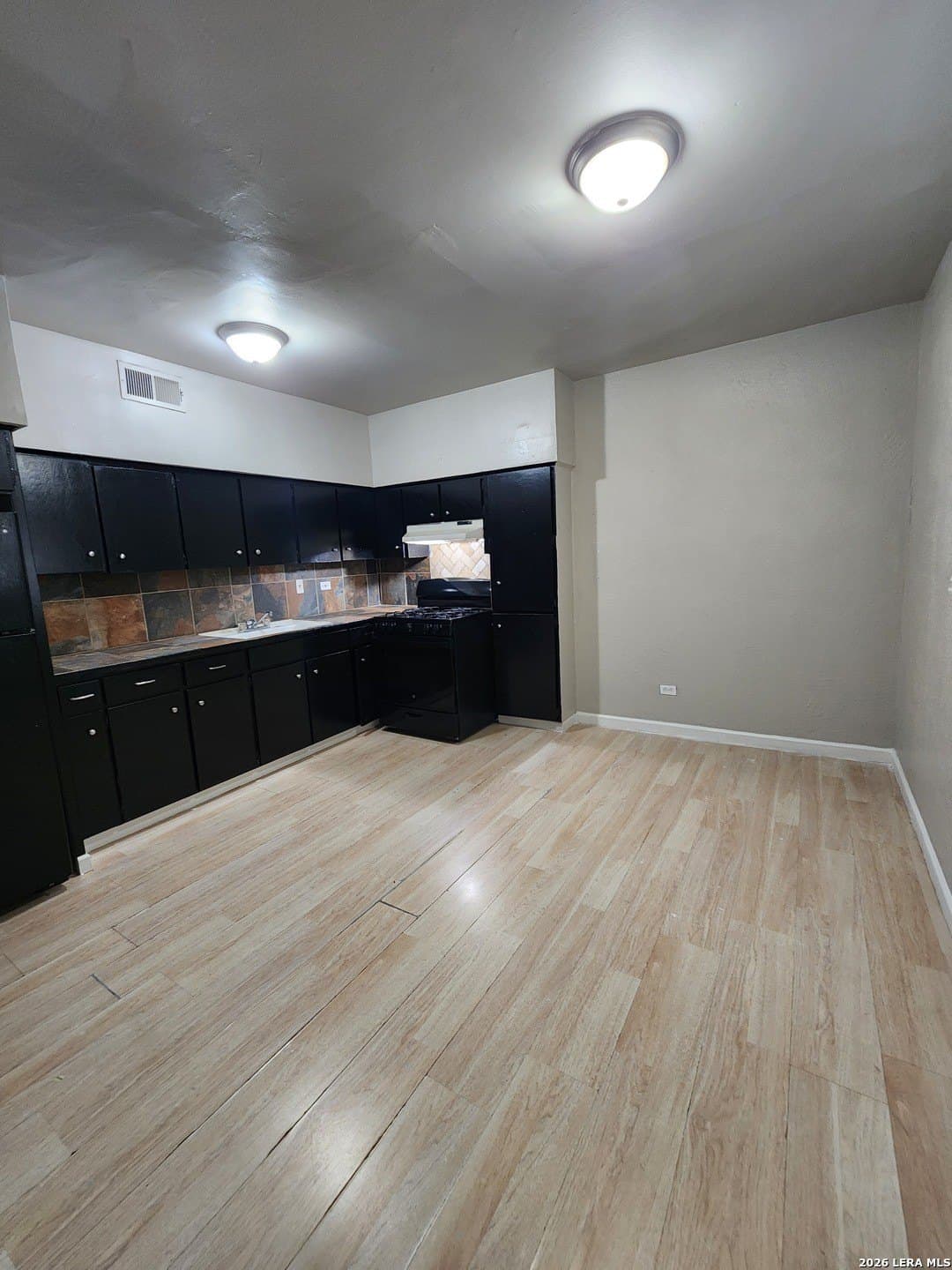 16 acres in Bexar County - photo 5