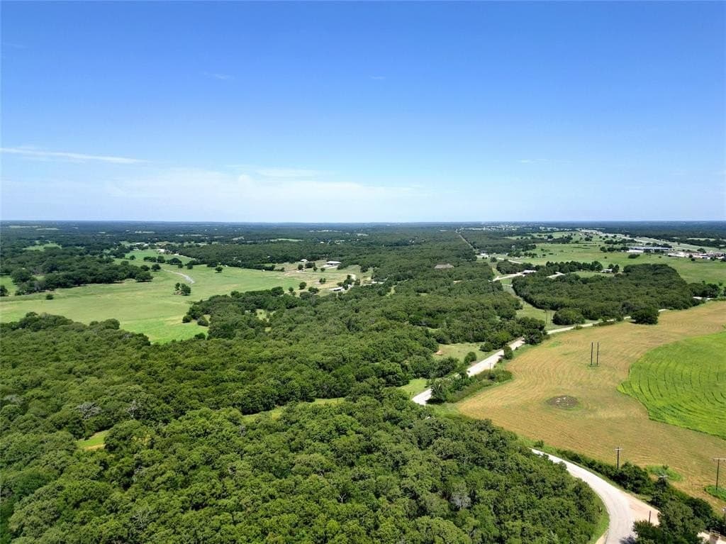 10 acres in Wise County - photo 14