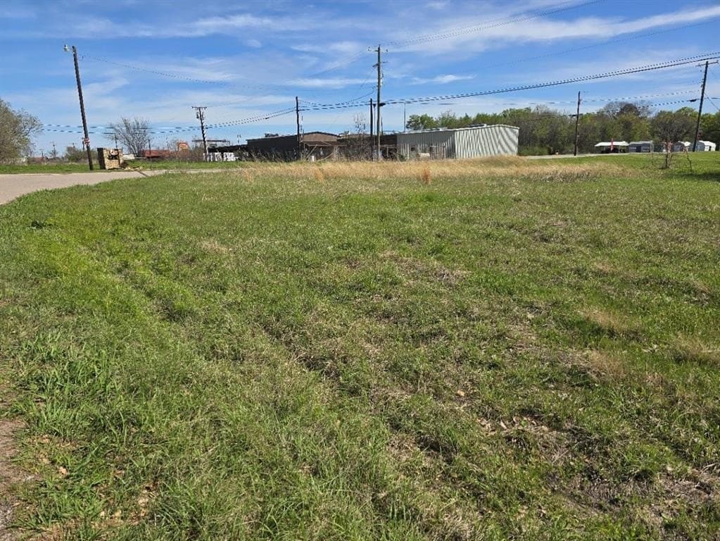 0.48 acres in Henderson County - photo 8