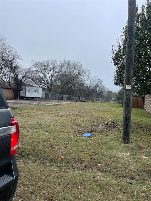 0.21 acres in Ellis County - photo 2