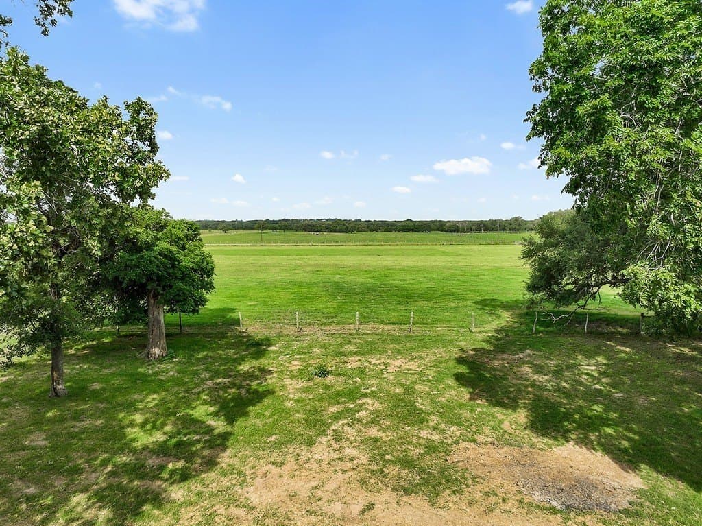 10 acres in Fayette County - photo 3