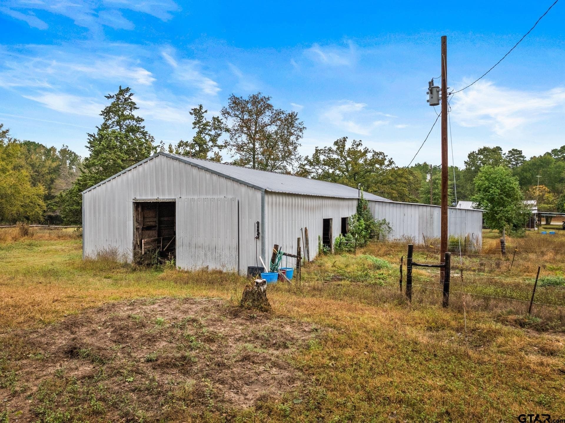 10 acres in Morris County - photo 33