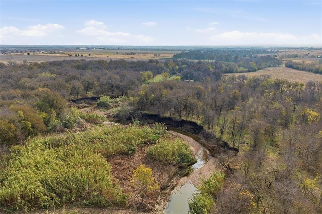 13.46 acres in Hill County - photo 3