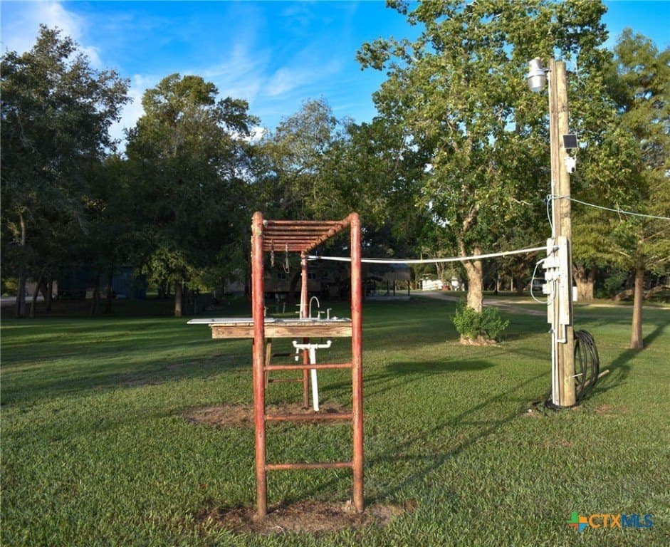 0.33 acres in Matagorda County - photo 7