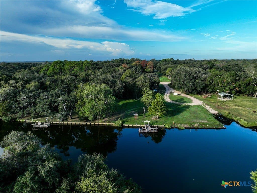 0.33 acres in Matagorda County - photo 2
