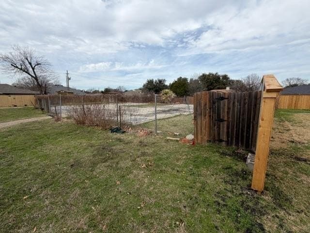 0.37 acres in Dallas County - photo 8