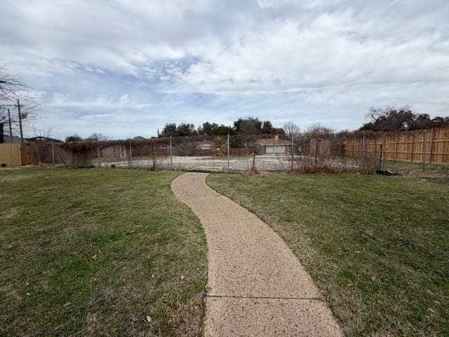 0.37 acres in Dallas County - photo 2