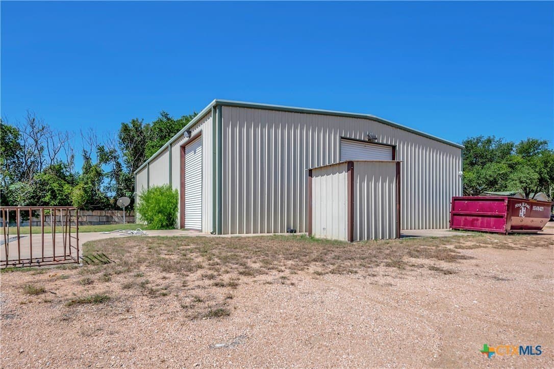 25.48 acres in Williamson County - photo 4