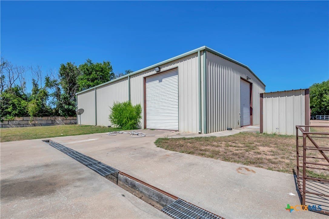 25.48 acres in Williamson County - photo 3
