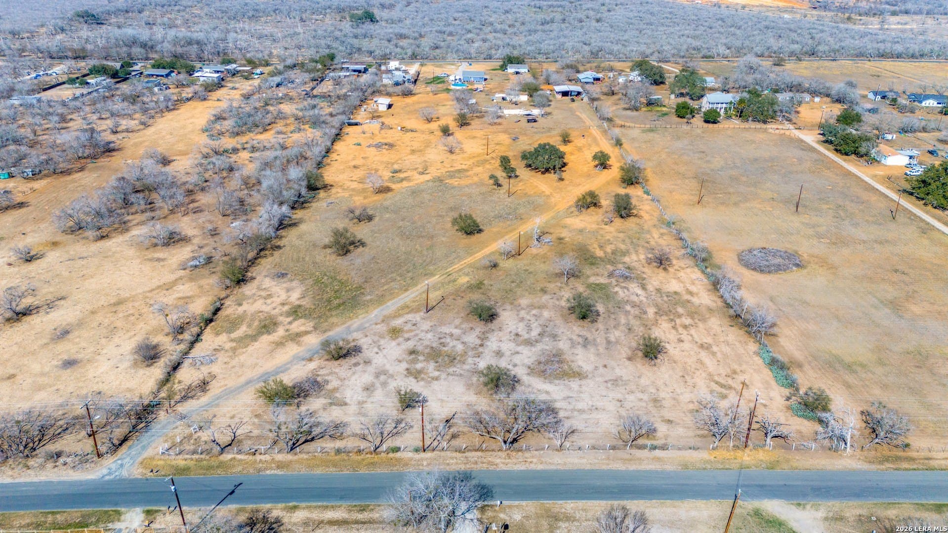 10 acres in Bexar County - photo 2