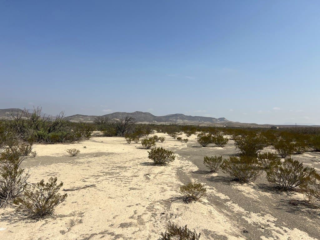 5 acres in Brewster County - photo 2