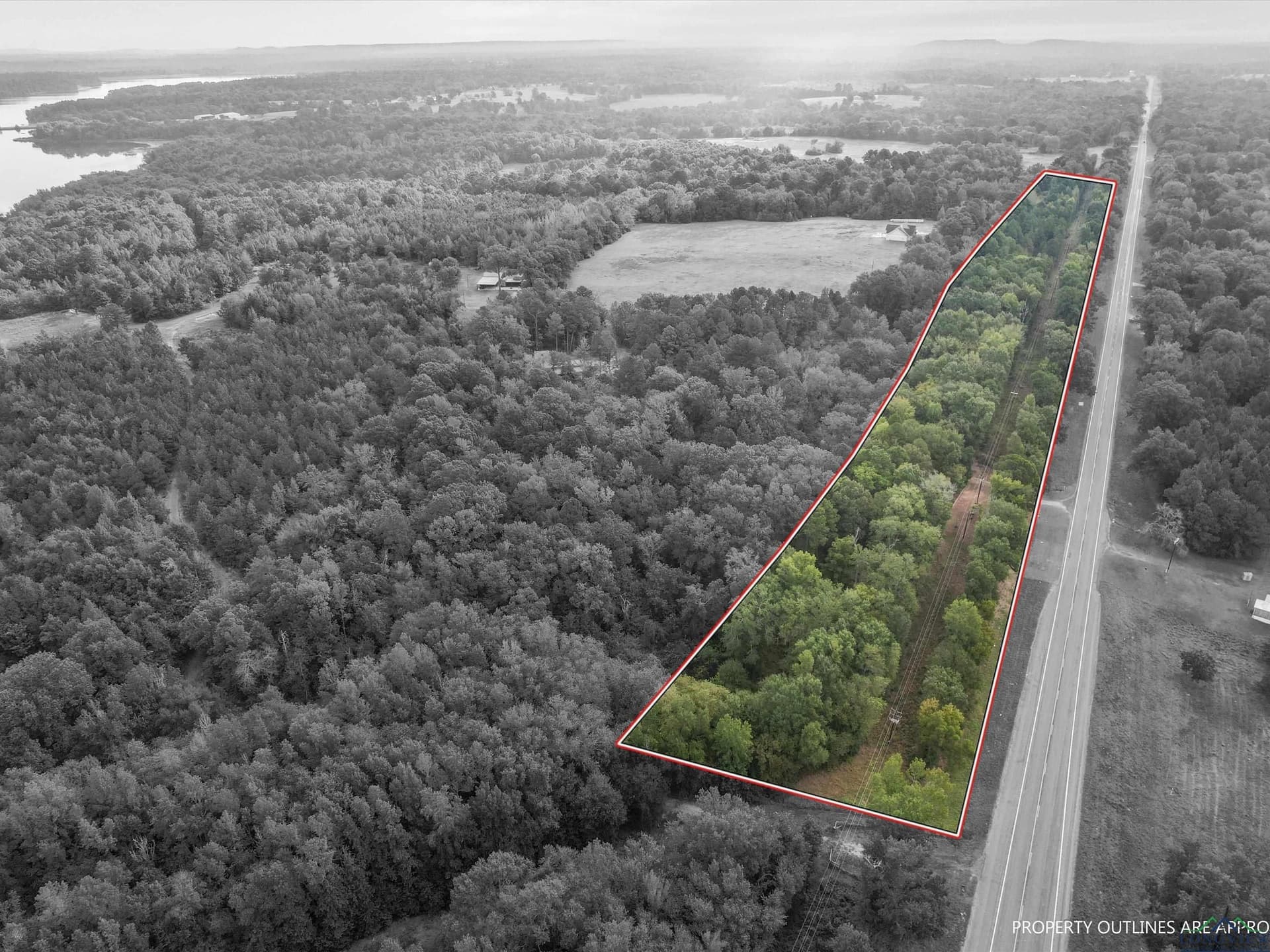 10 acres in Upshur County - photo 2