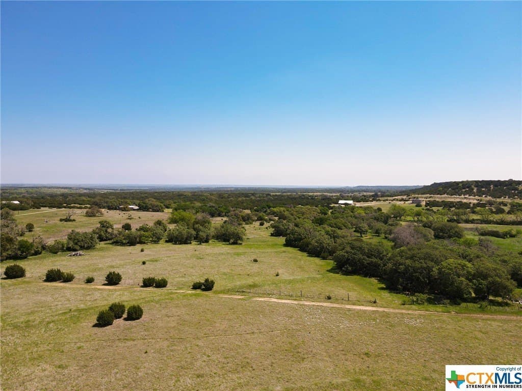 15.01 acres in Lampasas County - photo 10