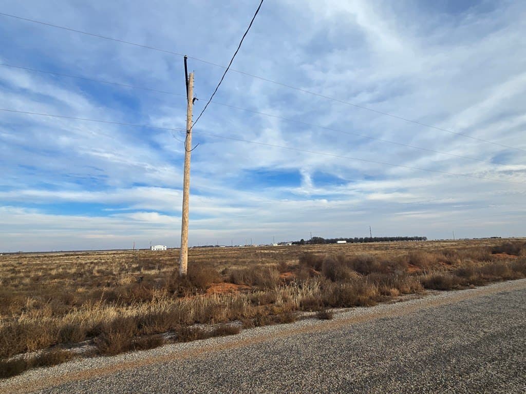 2.47 acres in Gaines County - photo 3
