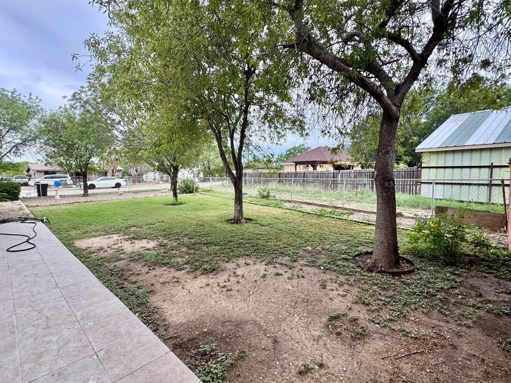 21,675 acres in Maverick County - photo 26