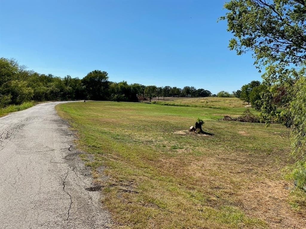 0.6 acres in Navarro County - photo 5