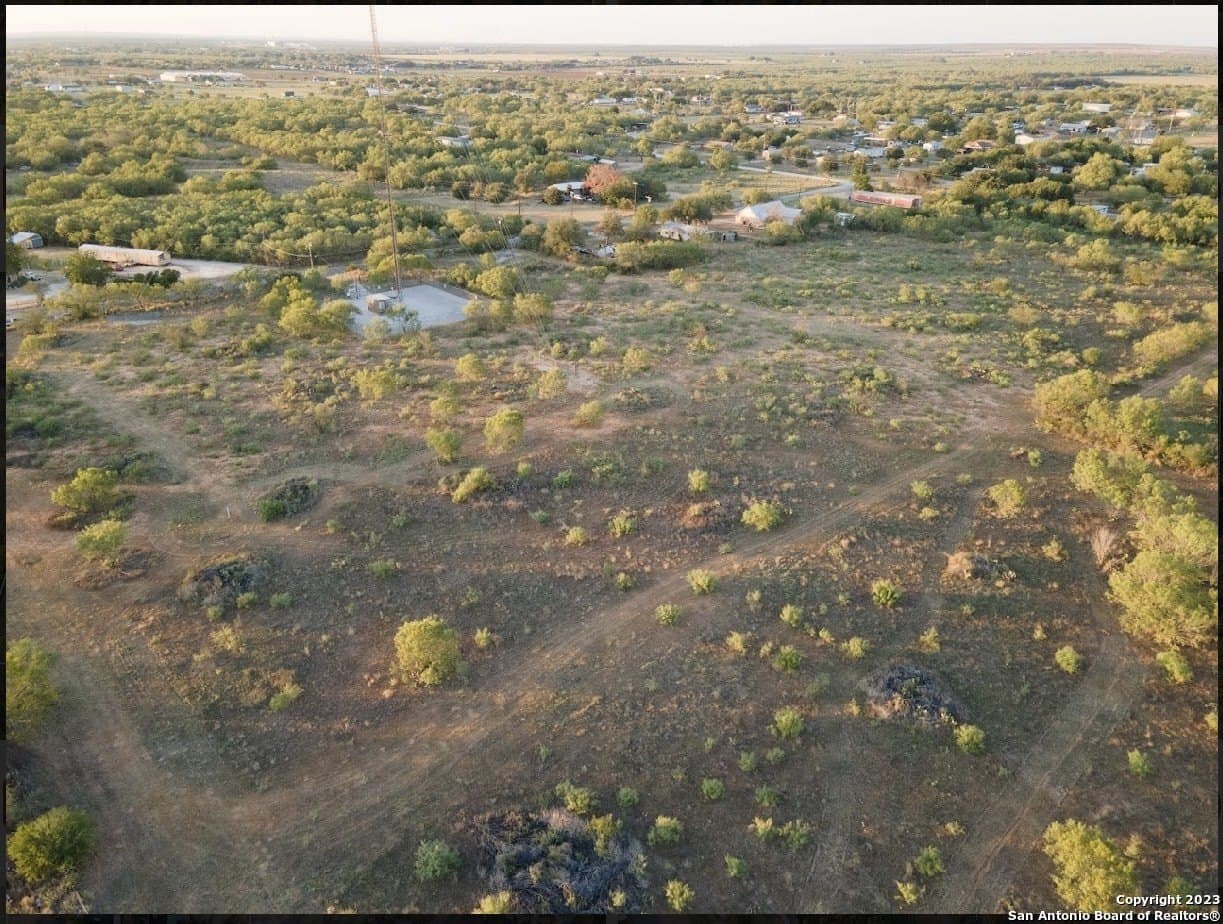 11 acres in Frio County - photo 2