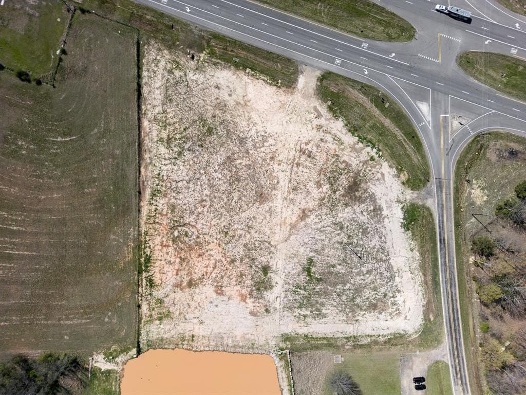 3.67 acres in Lamar County - photo 8