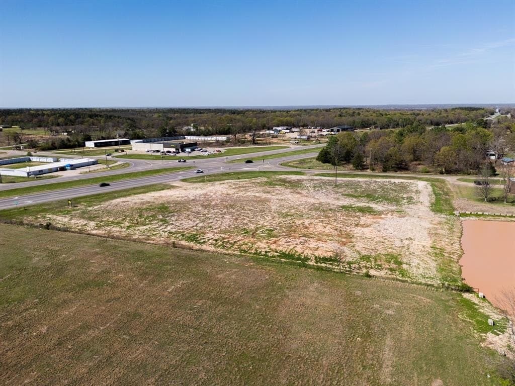 3.67 acres in Lamar County - photo 10