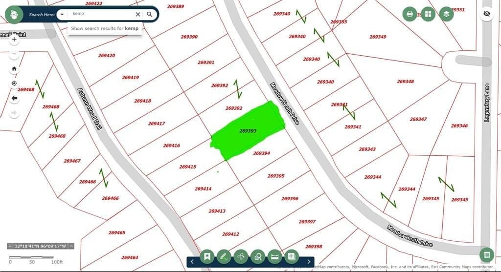 0.27 acres in Henderson County - photo 7