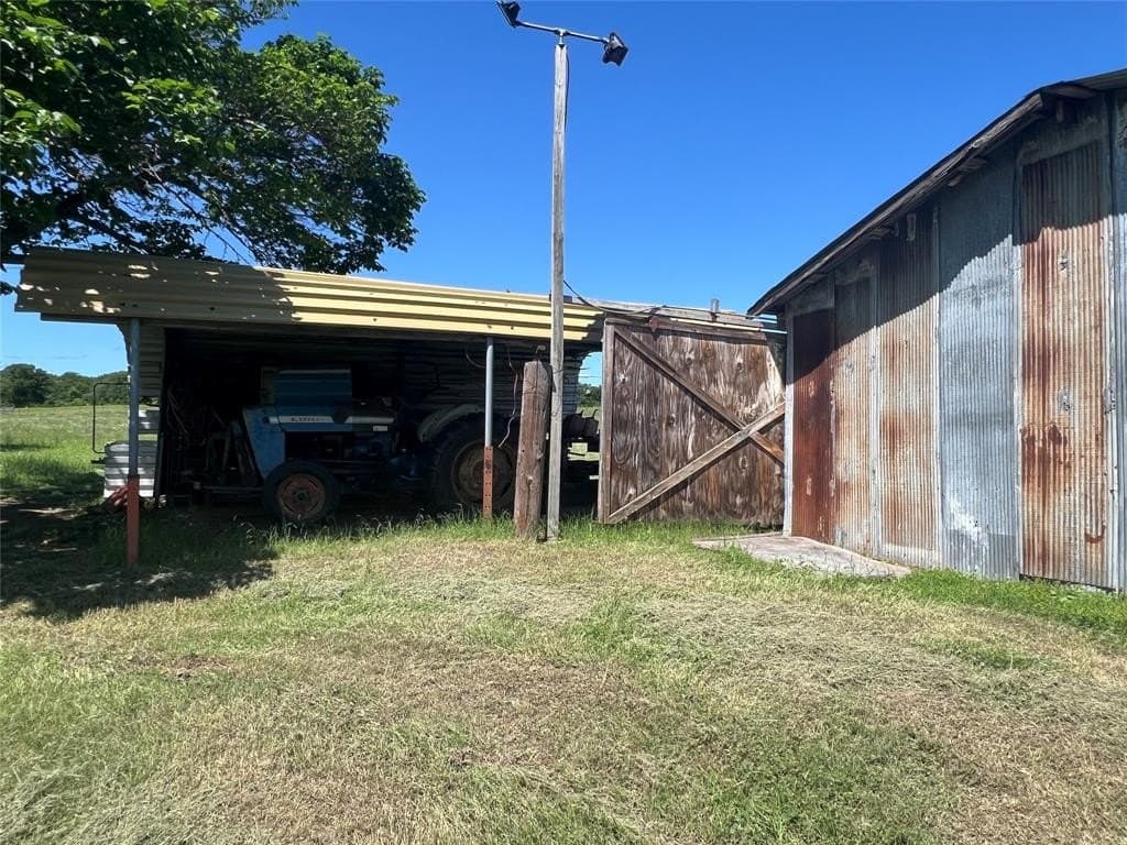 30.2 acres in Montague County - photo 38