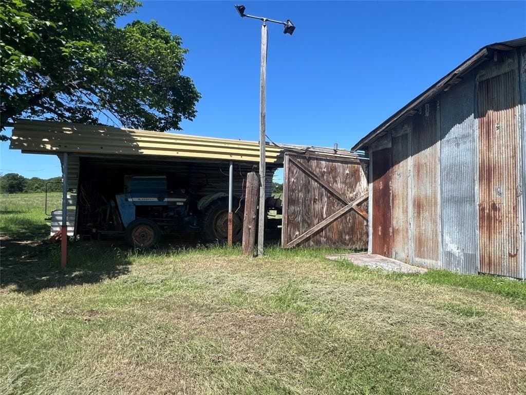30.2 acres in Montague County - photo 37