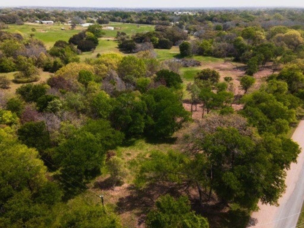 2.51 acres in McLennan County - photo 3