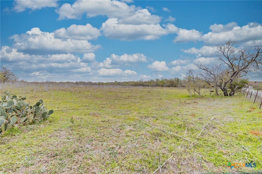 24.7 acres in Gonzales County - photo 15