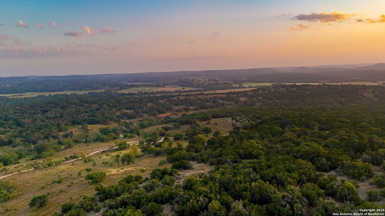 776 acres in Blanco County - photo 2