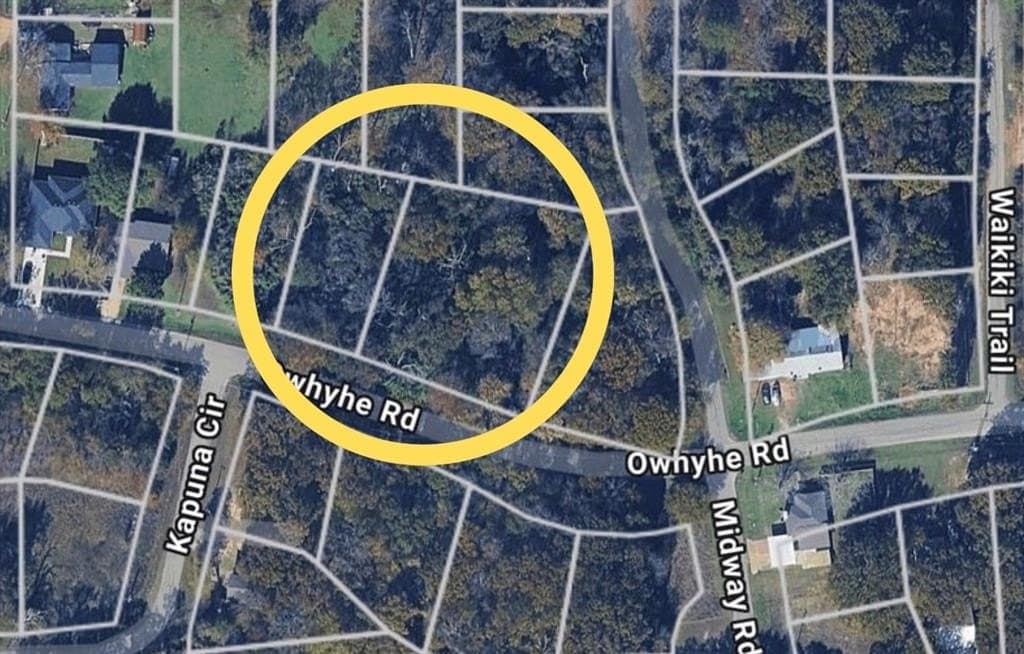 0.81 acres in Henderson County - photo 2