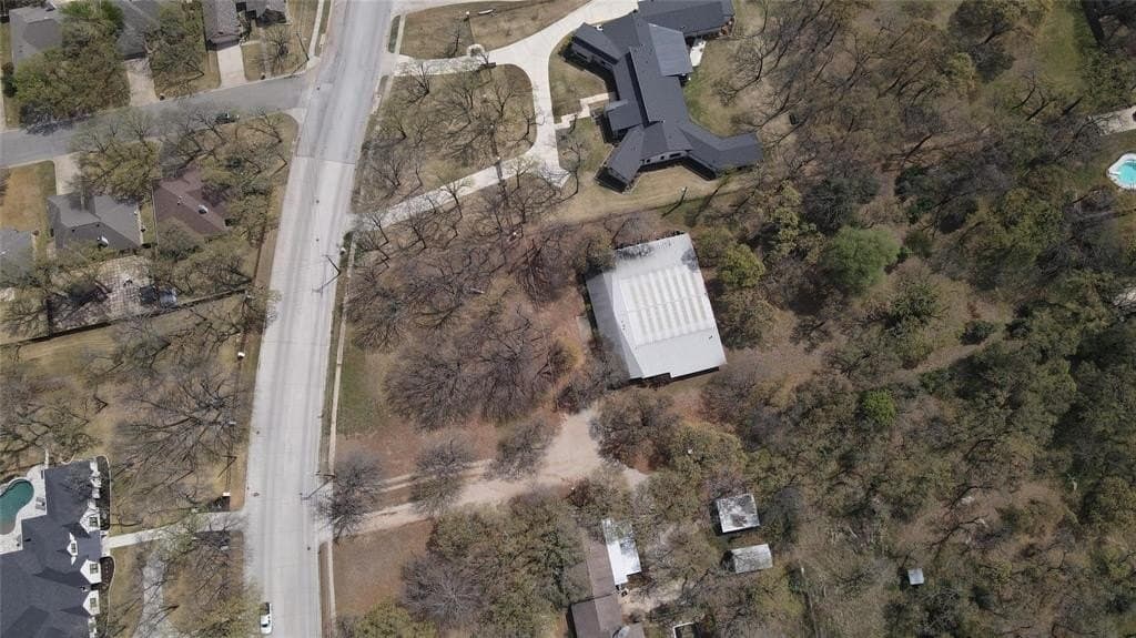 1.91 acres in Tarrant County - photo 9
