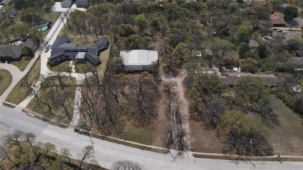 1.91 acres in Tarrant County - photo 10