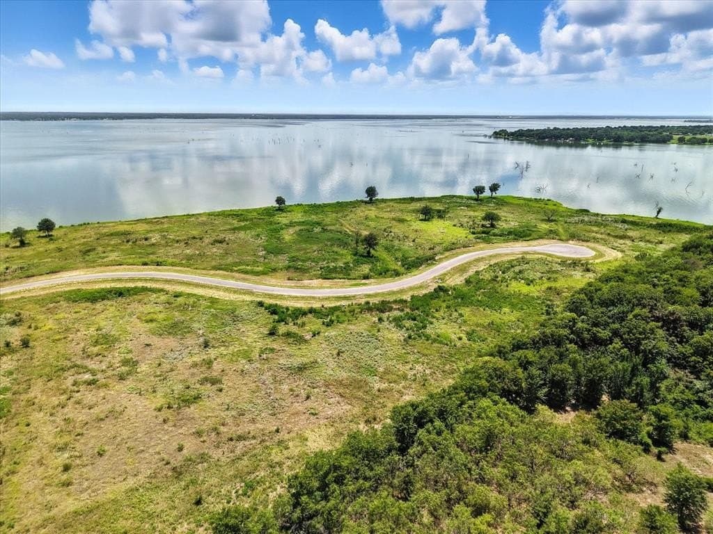 1.05 acres in Navarro County - photo 36