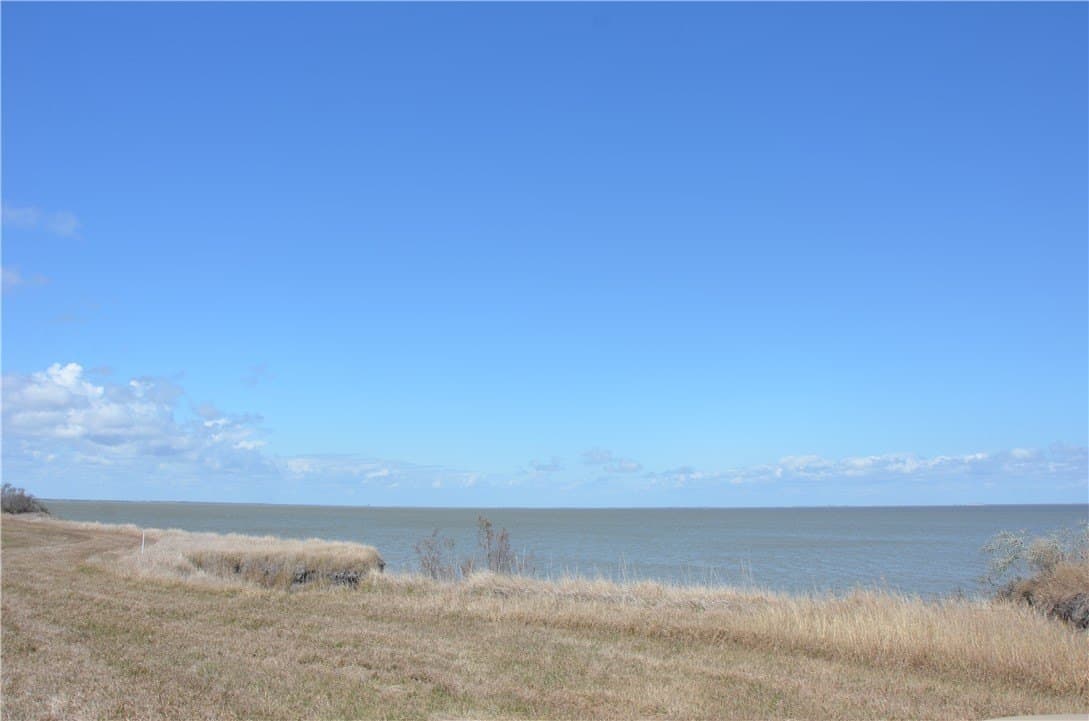 174.4 acres in Refugio County - photo 13