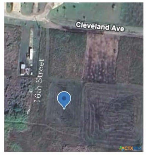 0.33 acres in Calhoun County - photo 2