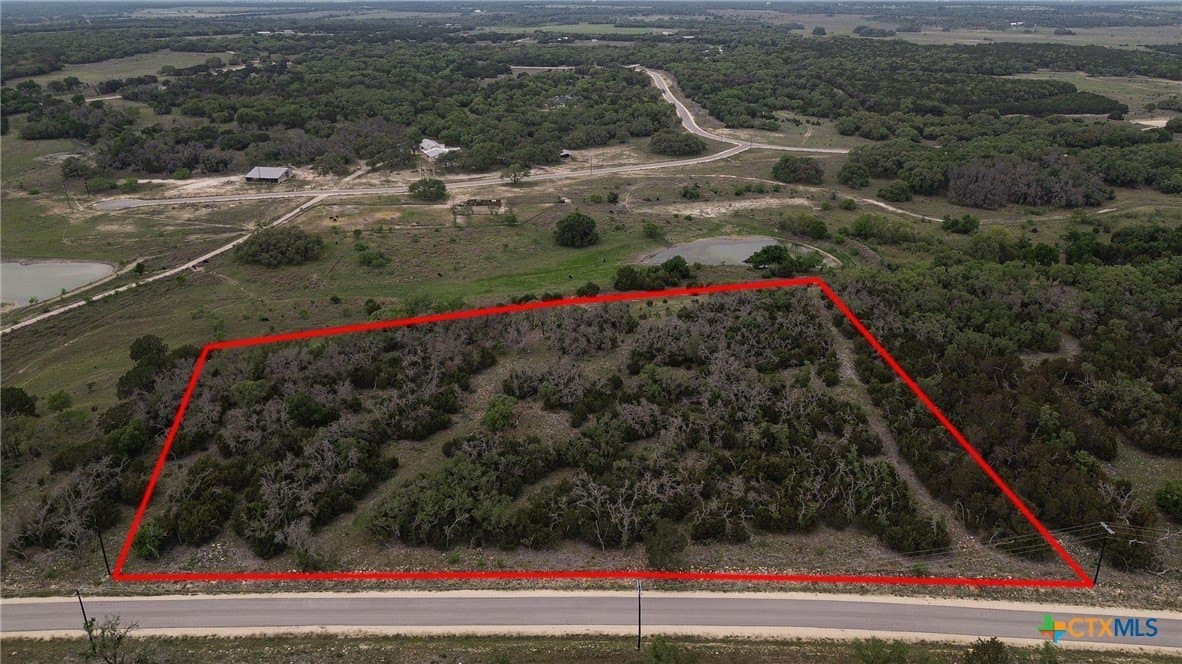 Shin Oak Drive lot: 132