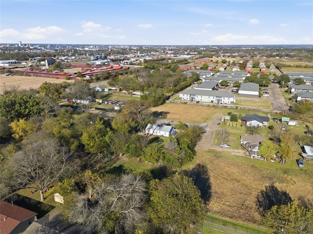 0.54 acres in McLennan County - photo 7