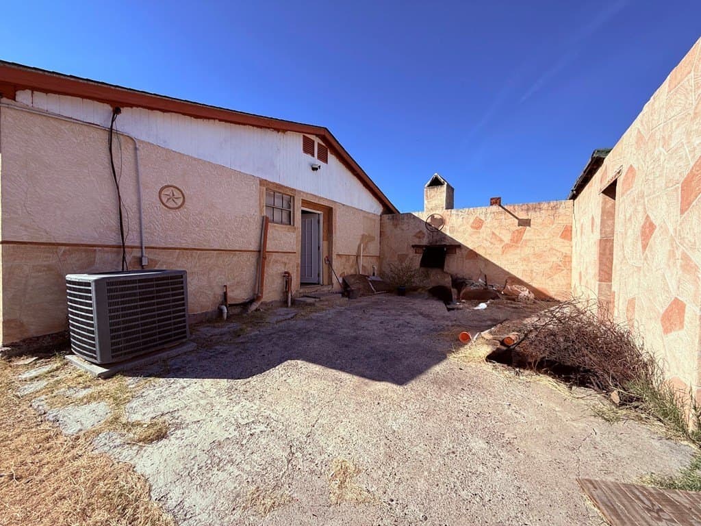10,700 acres in Maverick County - photo 11