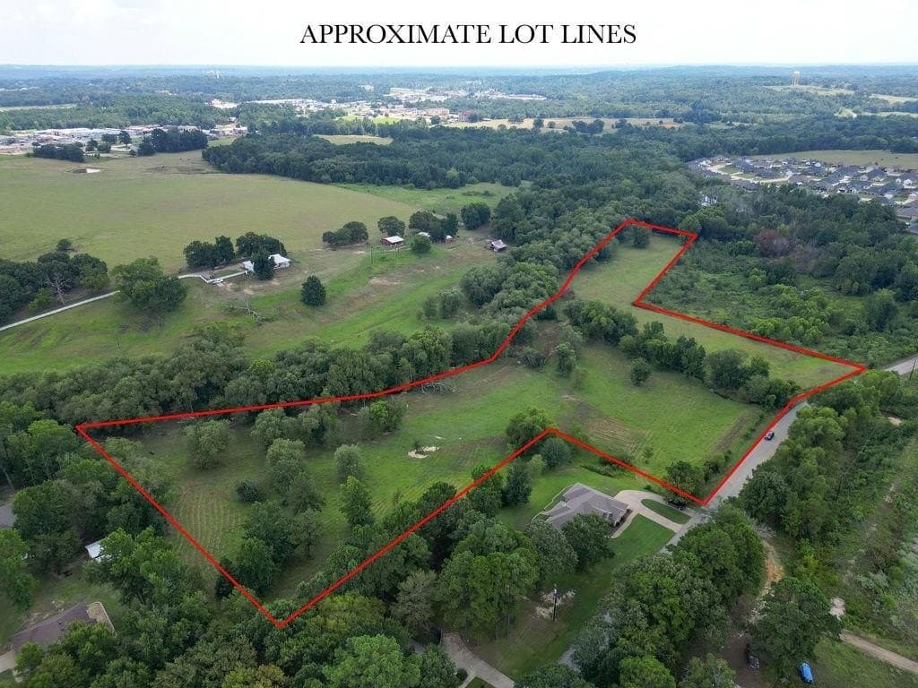 8.65 acres in Smith County - photo 9