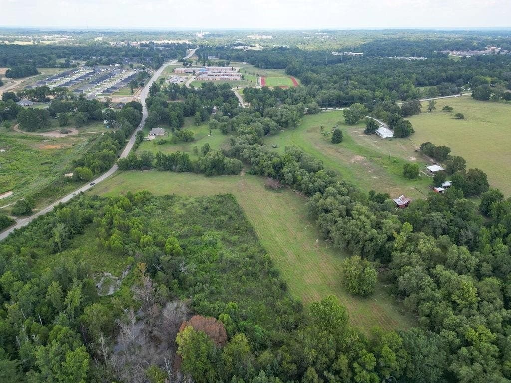 8.65 acres in Smith County - photo 11