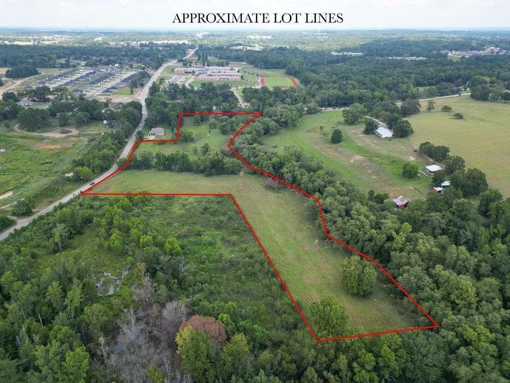 8.65 acres in Smith County - photo 13