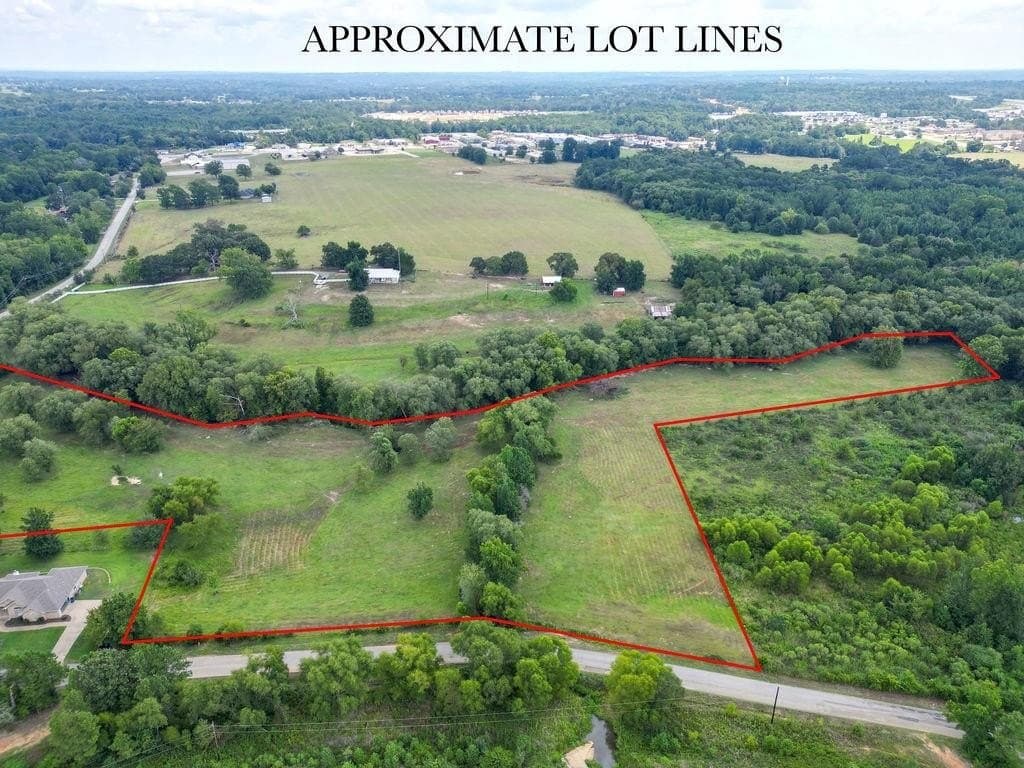 8.65 acres in Smith County - photo 5